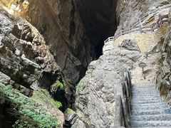 -龙水峡地缝景区
