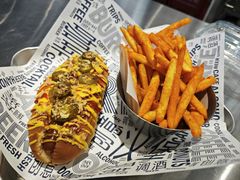 -TRIPS BURGER(大钟寺店)