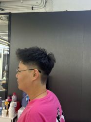 -藤野造型烫发染发