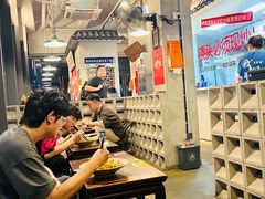-方铲铲·成都板凳面(滨江银泰店)