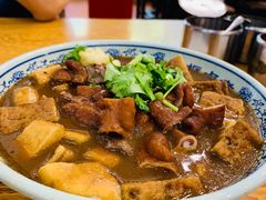 卤煮火烧-门框胡同百年卤煮(新街口店)