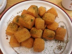 海苔豆腐一口酥-粤集·手工粤菜(皇庭广场店)