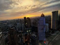 -云中捞高空旋转餐厅(商茂世纪广场店)