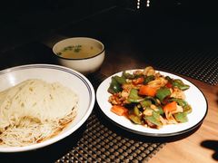 酱爆牛蛙拌面-十面春风·江南面馆(崇宁路店)