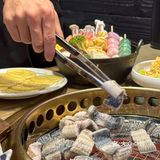 啊啊啊！江汉路街头的烤红薯冰淇淋！还有焦糖