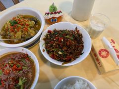 -笨罗卜浏阳菜馆(太平街店)