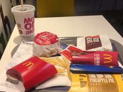 -麦当劳(世界城广场店)