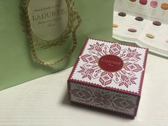 -ladurée(戴高乐机场T 2F店)
