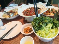 -爱碗亭·鲜炒湖南菜(壹城中心店)