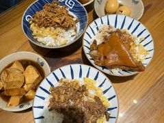 -红猪卤肉饭(大西洋美食城店)