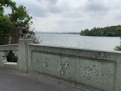 -苏堤停车场