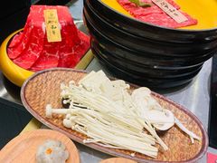 M8和牛畅吃-一绪に寿喜烧(荟聚店)