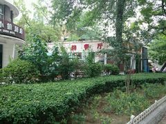 -金牌餐厅·天津菜·八珍豆腐·老爆三(瓷房子店)