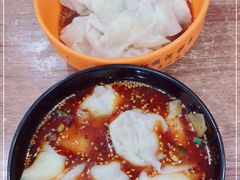 -继红顺河抄手名小吃