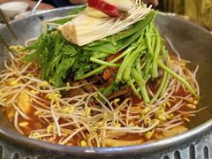 -喇喇排骨火锅·传统韩式脊骨汤(望京西园总店)