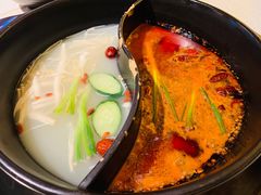 鸳鸯锅-钢管厂五区小郡肝串串香(南山店)