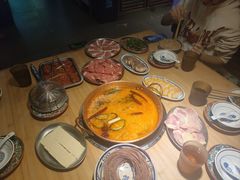 -洱火云南酸菜牛肉火锅(石景山当代商城店)