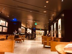 大堂-星巴克臻选(国贸商城首店)
