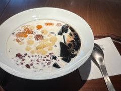 -RUXU入续糖水铺与包(卓悦中心店)