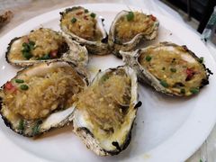 -覃记海鲜美食餐厅