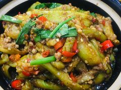 -湖南人家湘菜馆(镇江路店)