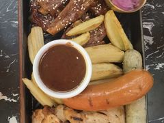 -Famous肥猫墨西哥音乐餐吧(五棵松华熙LIVE店)