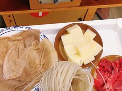 -黄潇洒老火锅(九眼桥宏济巷店)
