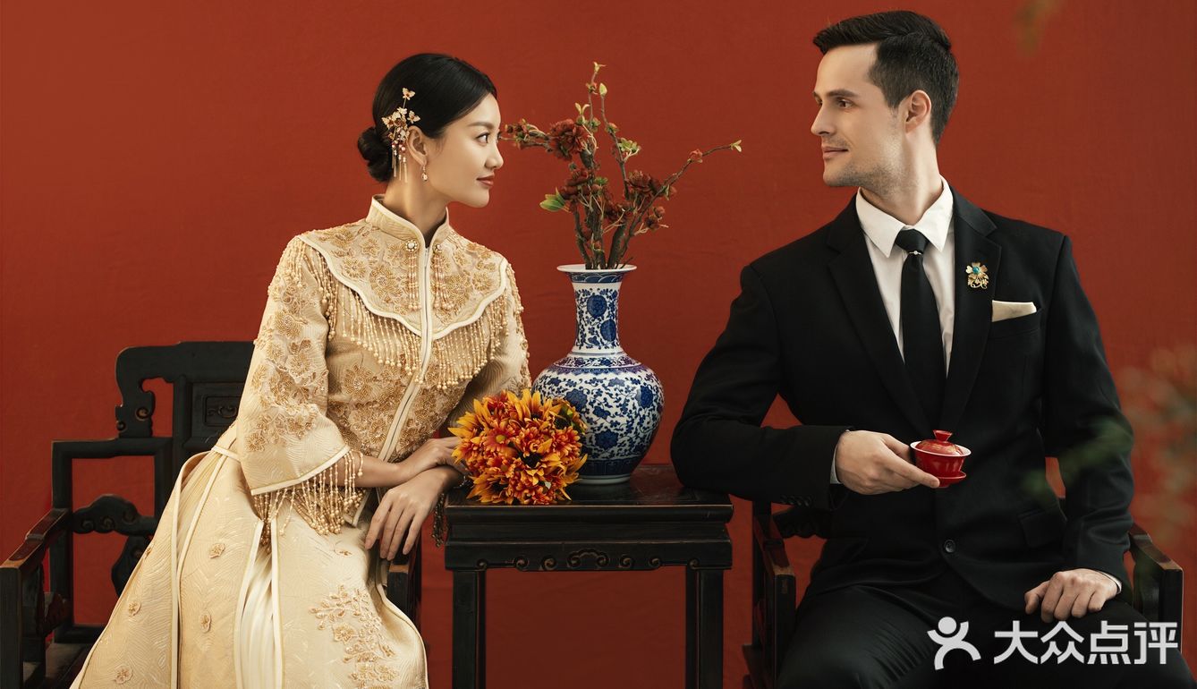 复古中式婚纱照 旧时光的恋人
