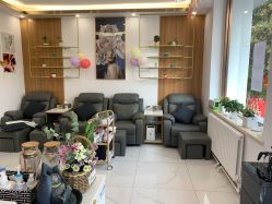 -悦颜美佳·美容·美甲美睫