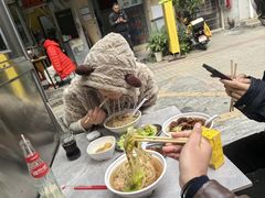 -小梁哥云吞面(黄贝岭店)