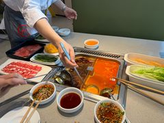 -海底捞火锅(新松江路生日主题店)