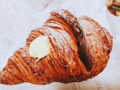 泡芙羊角-OUR Bakery(SKP-S店)