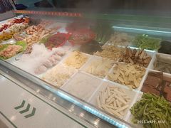 -红渡小香·牛肉麻辣香锅(车站南路店)