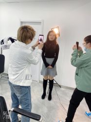 -Coo Hair salon