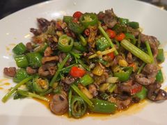 -晓丽•非遗豆腐炖鱼头(新凤北路店)