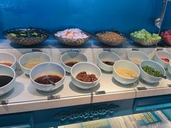 自助调料区-五星桥原切肥牛火锅·30年专注好牛肉(湖塘店)