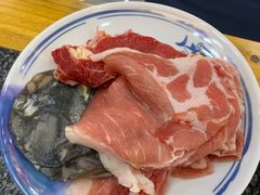 -锤头鲨毛肚海鲜烤肉自助餐厅(国购广场店)