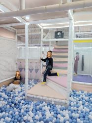 -奈尔宝·儿童乐园·亲子餐厅(华采天地店)