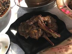 -羊家胡同·龙虾烧烤火锅(龙汇路店)