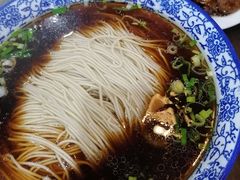 红汤面底-裕兴记•蟹黄面馆(人民广场店)