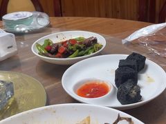 -芦茨金富饭庄·25年老字号·专做稻草鸡
