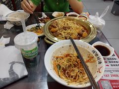 -牛一嘴·兰州牛肉面·大盘鸡(财富中心店)