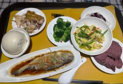 -月之旅·尊 高端月子会所(科馨别墅一店)