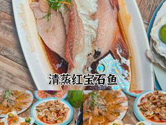 -鹿回头风景区