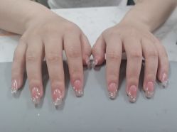 -尤米一站式美甲美睫