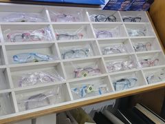 -沪睛眼镜蔡司官方授权店(金桥佳林路店)