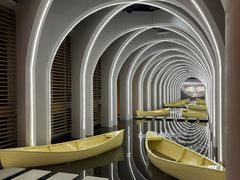 -涨巢·潮玩水疗局