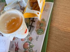 -麦当劳(展览路店)