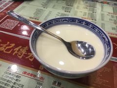 -赵记传承特色牛奶甜品(泉城广场店)