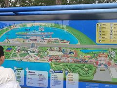 -泰达航母主题公园